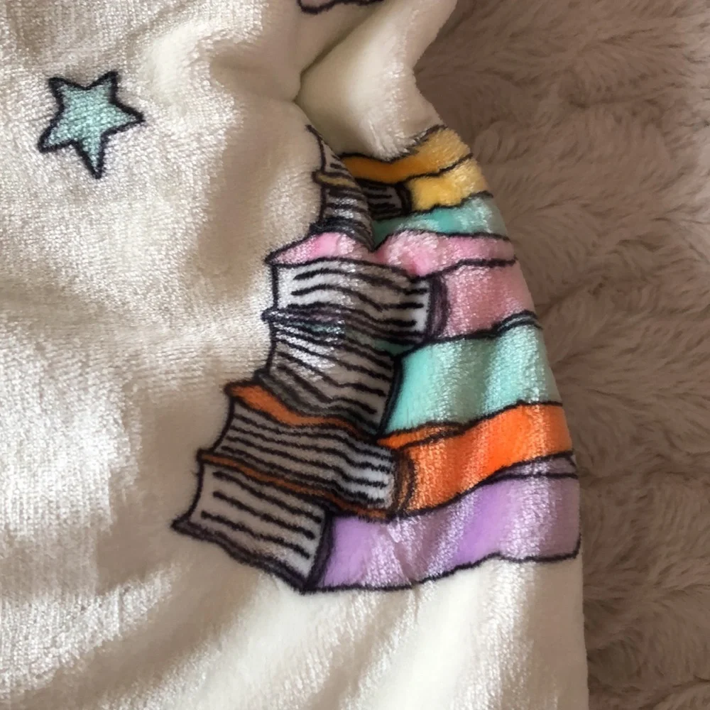 Booville White Soft Throw Blanket with READING GHOSTS Motifs